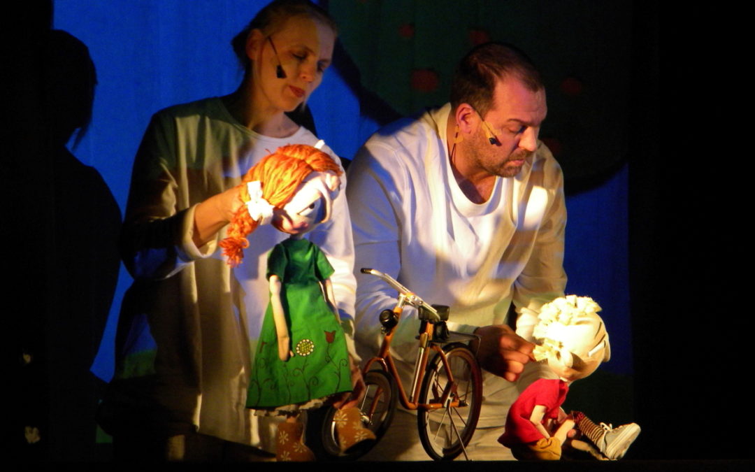 Berg Judit- Strausz Tünde: Mesék a Tejúton túlról